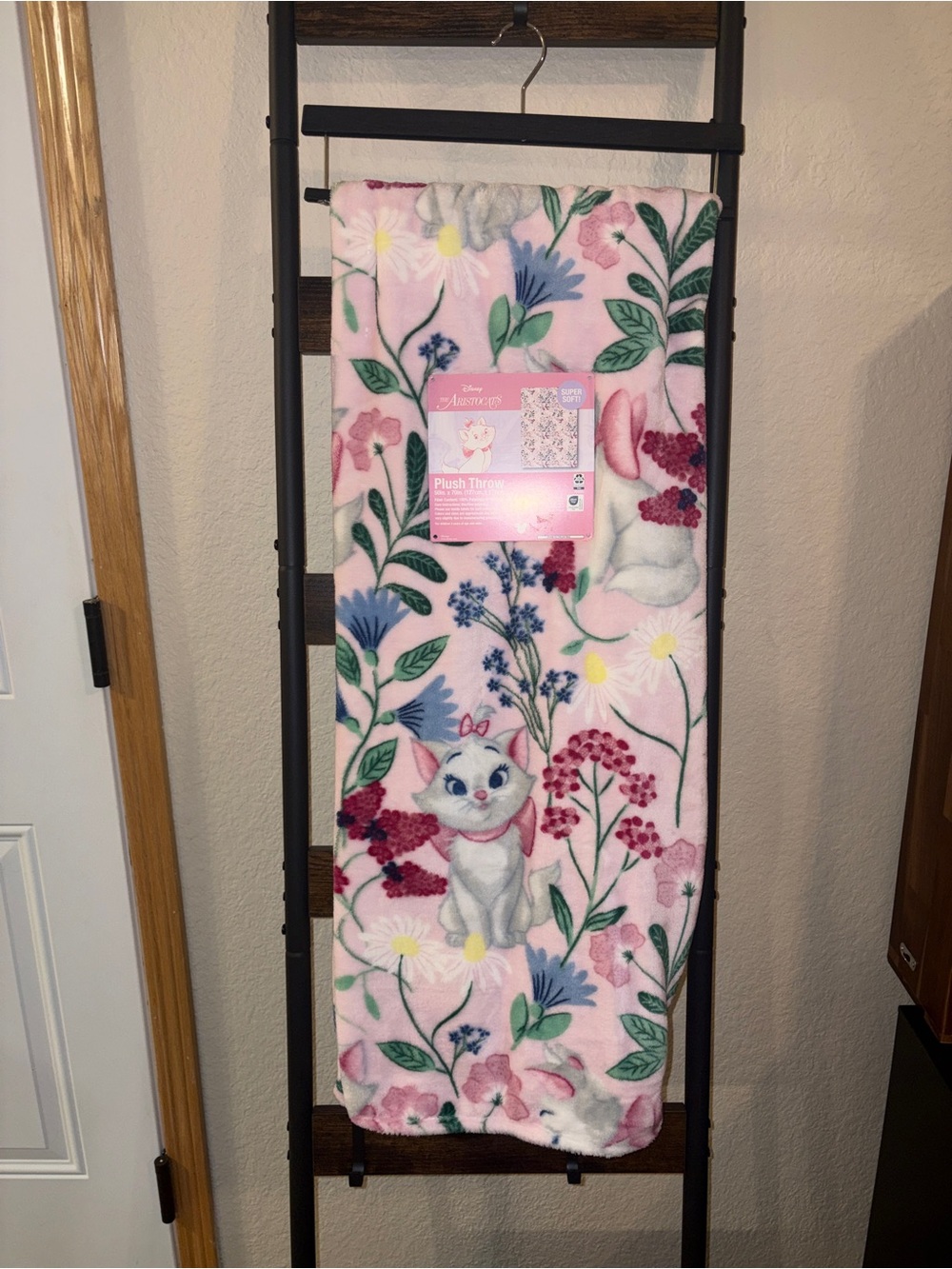 Disney Aristocats Marie Floral Plush Throw Blanket 50x70 NWT